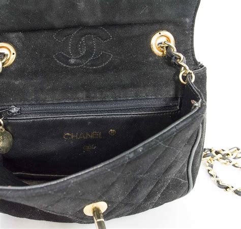 chanel vintage crossbody bag ผ า|Chanel Vintage Crossbody Bags .